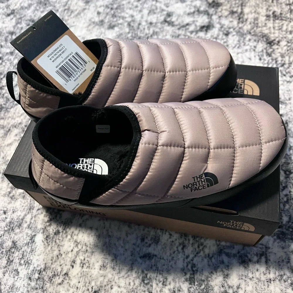 The North Face Quilted Slip-Ons in Mushroom Gray - Picture 6 of 7